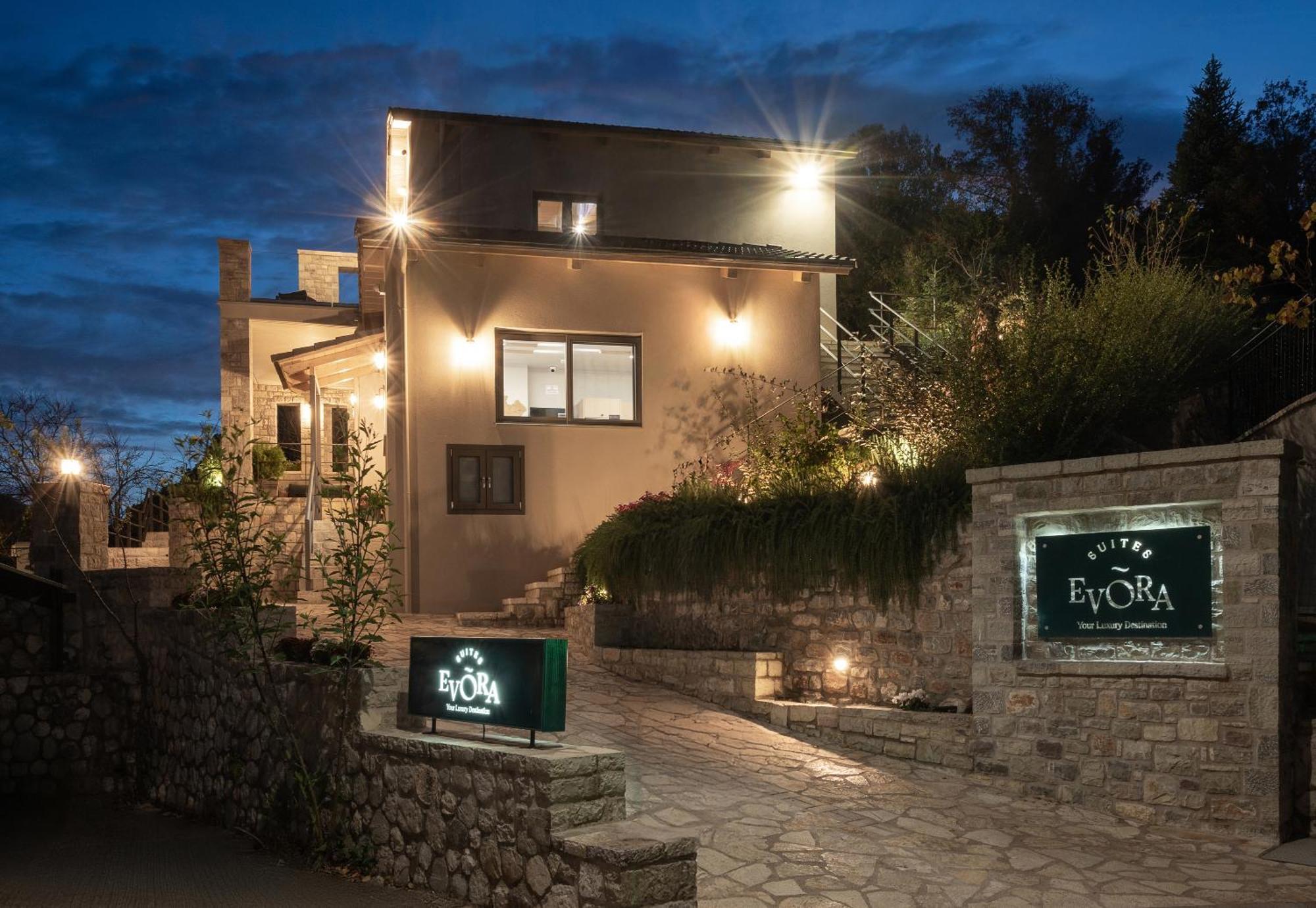 Evora Luxury Suites Mega Chorio Exterior foto